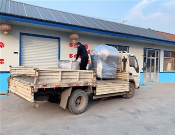 400L變頻真空滾揉機(jī)，200L料車發(fā)往青海