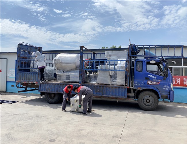 滾揉機(jī)、行星炒鍋、上料器、料車發(fā)貨安徽合肥