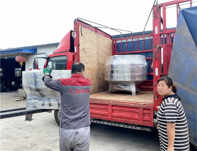 匯品700L電加熱夾層鍋、150L電加熱夾層鍋發(fā)往山西晉中