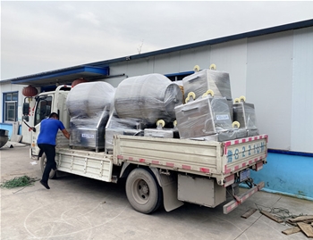 400L真空滾揉機4臺，200L料車10臺，發(fā)往河南安陽