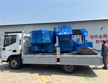 氣動鹽水注射機(jī)、外置料水?dāng)嚢杵?、立式電加熱煮鍋，發(fā)貨河南周口
